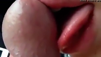 Satisfy Your Cravings With This Amazing Oral Pleasure From A Stunning Girlfriend