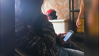 Amateur Coworker'S Friendly Sexual Encounter