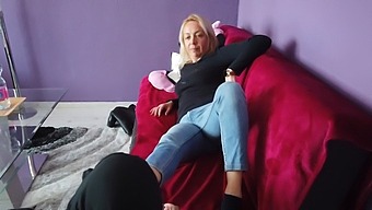 A Blonde Woman'S Introductory Experience In Foot Worship