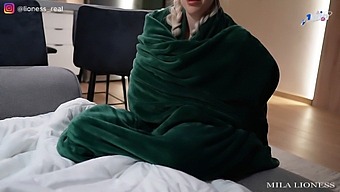 Vacation Bedroom Encounter With Stepsister Leads To Unexpected Climax