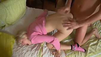 Step-Sister Enters My Room And We Engage In Intense Anal Sex, Leaving Her Dripping With Cum